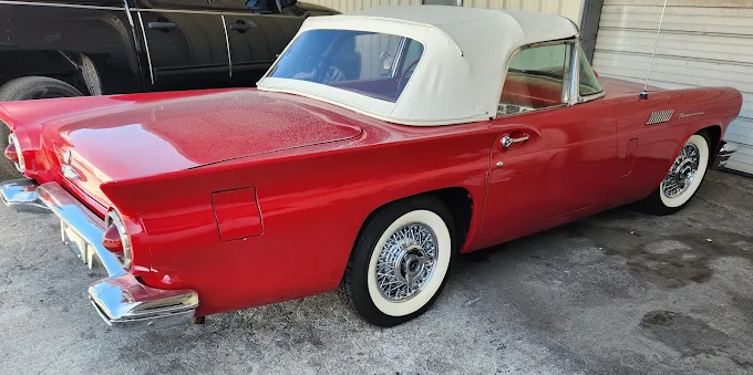 Ford Thunderbird